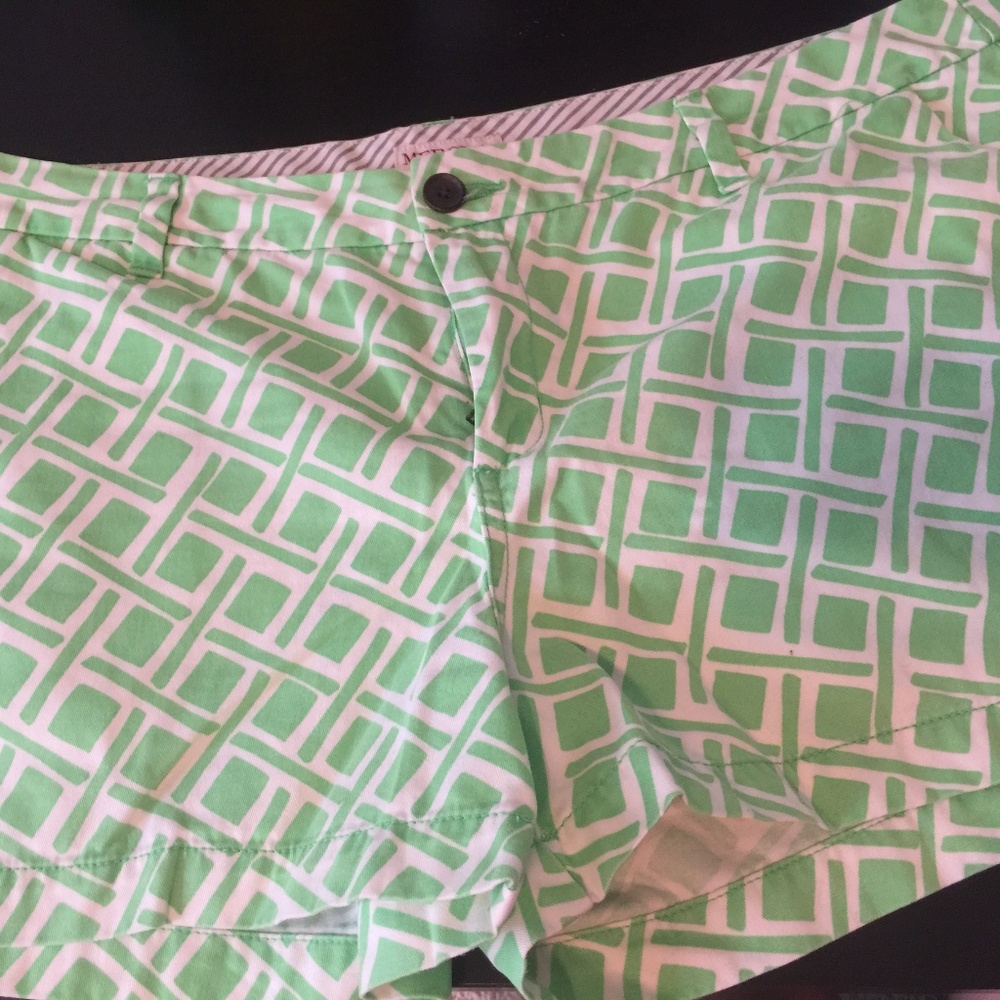 WOMENS SHORTS SIZE 16 MERONA